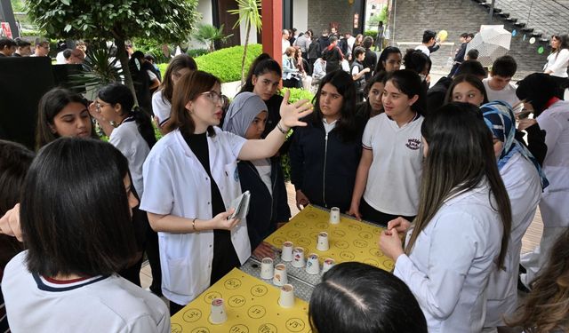 Manisa’da öğrenciler Bahar Şenliği ile geleceğe çiçek açtı