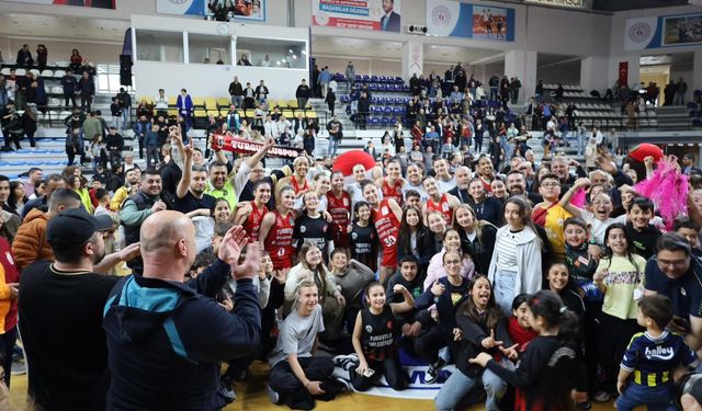 Turgutlu Belediyespor'dan, 64-63'lük müthiş geri dönüş