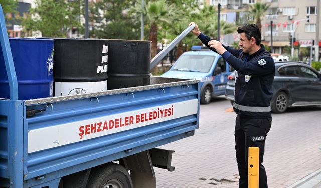 Manisa’da Kaldırımlar Yayaların