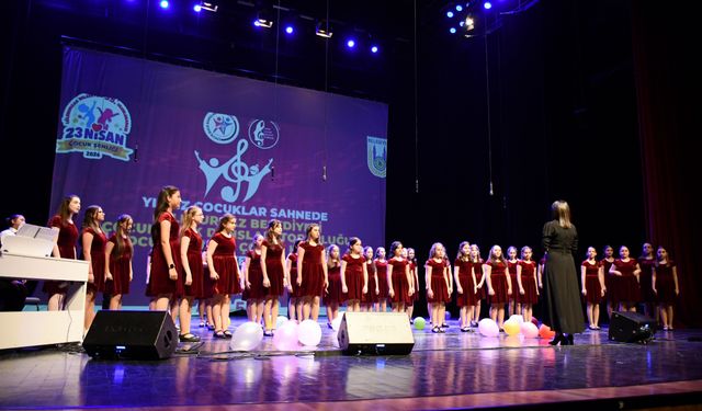 Lüleburgaz Belediyesi Çoksesli Çocuk Korosu’na ödül