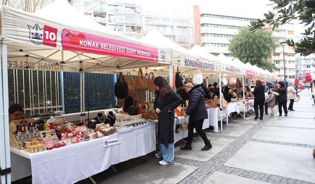 Konak'ta Anneler Günü emekle taçlanıyor