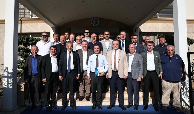 Başkan Aras’tan Fethiye ve Marmaris’te sektör buluşmaları