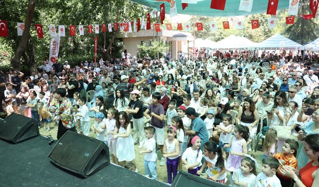 Başkan Yetişkin'den Pınarbaşı'nda Çocuk Şenliği