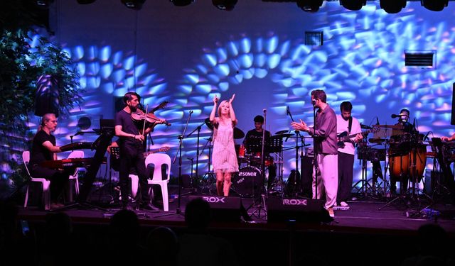 Manisa’da pop müziği rüzgârı esti