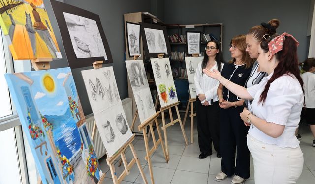 Çalı’da kadınların el emeği eserleri sergiye çıktı