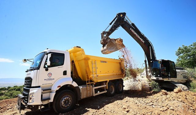 Gömce–İmrallı yoluna Büyükşehir dokunuşu