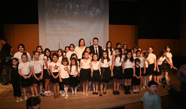 Karabağlar 'da sanatın renkleri ve ezgileri buluştu