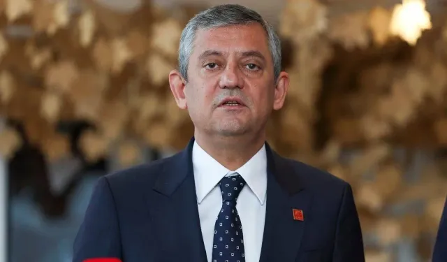 Özgür Özel'e yakın Manisa'dan 2 isim gözaltına alındı