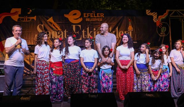 Başkan Yetişkin'le vatandaşlar sanata doydu