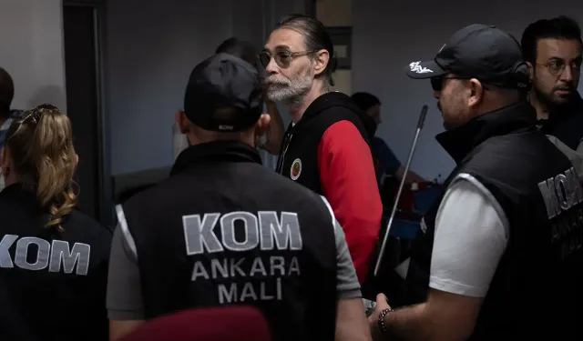 Etimesgut Belediyesi'ne operasyon