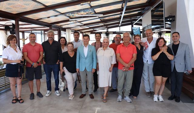 Marmaris Belediye Başkanı Ünlü basın mensuplarıyla buluştu
