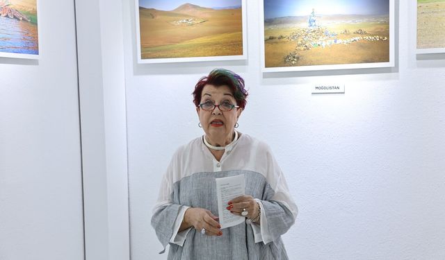 “Uzaklarda Bir Yerlerde” sergisi açıldı