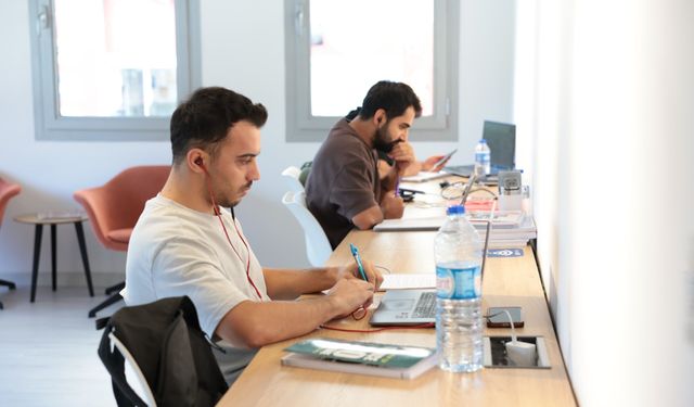 Cumhuriyet Kütüphaneleri'nde sınav maratonu