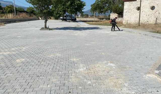 Karacaahmet Türbesi'nde yoğun temizlik