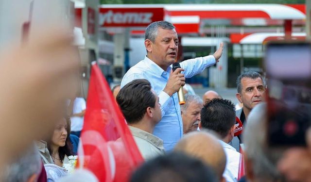 Özgür Özel'Yeni bir yürüyüşün içindeyiz