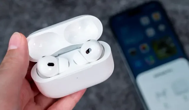Kameralı AirPods sürprizi