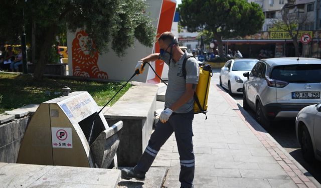 Kuşadası Belediyesi halk sağlığı için sahada