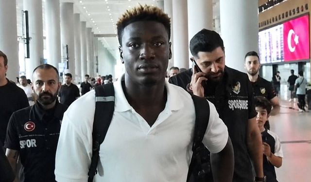 Fenerbahçe’nin yeni stoperi Kojo Oppong İstanbul’da