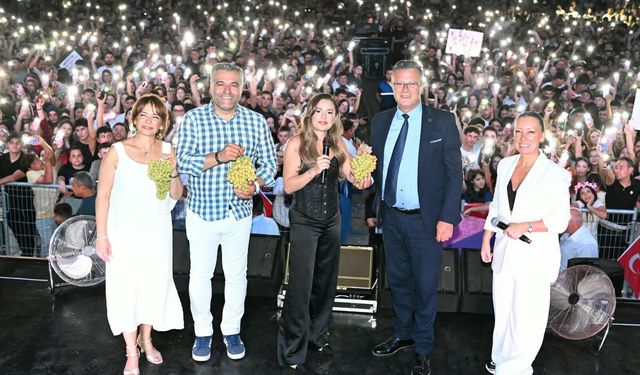Alaşehir’in Kurtuluşunda Merve Özbey Coşkusu