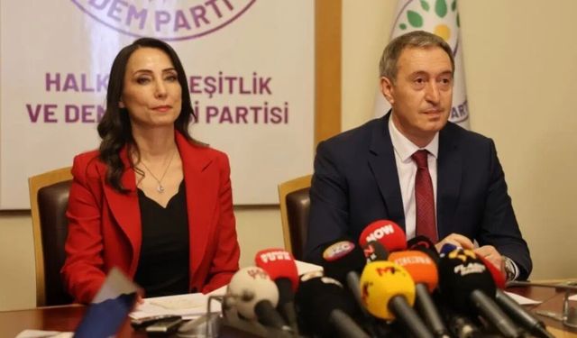DEM Parti’de Hatimoğulları ve Bakırhan yeniden seçildi