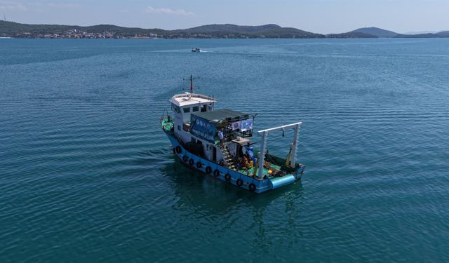 Büyükşehir denizleri hayalet ağlardan temizliyor