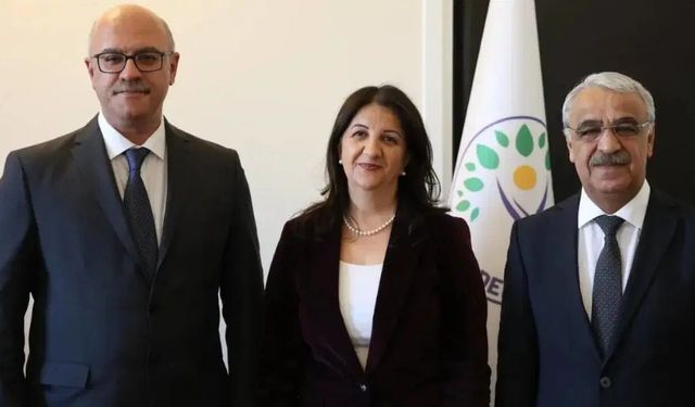 Çerçeve yasa sonrası ilk ziyaret: İmralı Heyeti yola çıktı