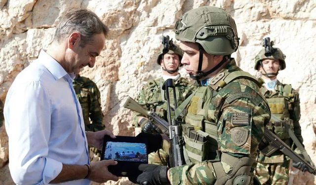 Yankı Bağcıoğlu: Meis ziyareti açık ihlalin belgesi