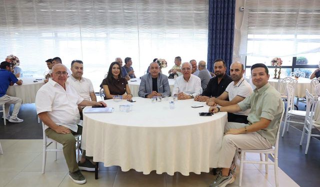 Merkezefendi'de futbolun yeni kuralları konuşuldu
