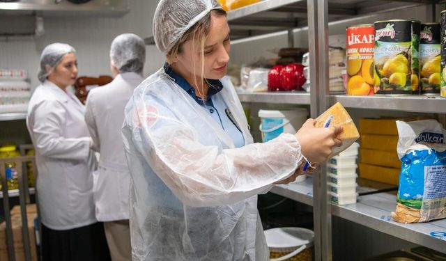 Kuşadası’nda oteller denetimden geçti