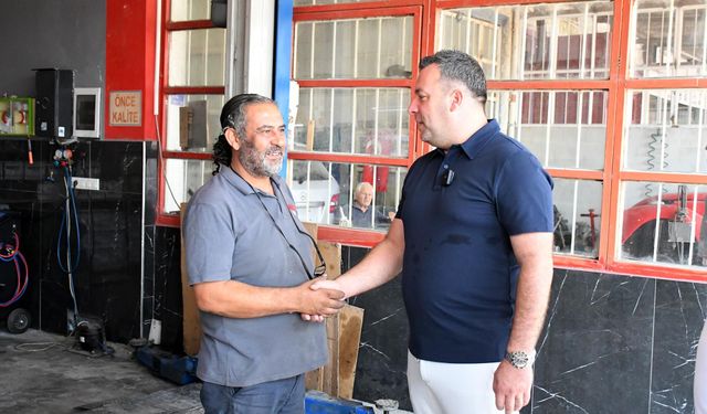 Başkan Vekili Demirtaş, sanayi sitesi esnafıyla bir araya geldi