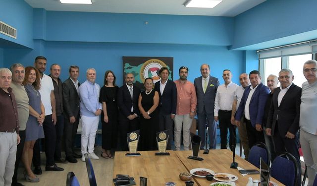 Ege Güç Birliği’nden İzmir Basınına Teşekkür