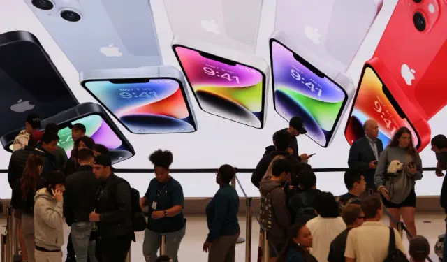 Apple’dan katlanabilir iPhone sürprizi
