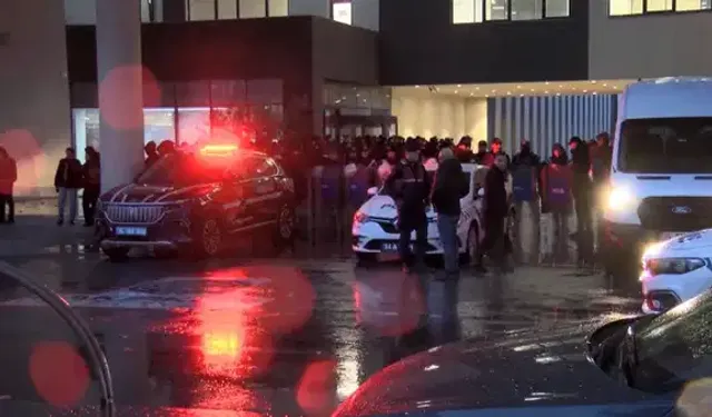 Bakırköy Belediyesi’ne şafak operasyonu: 37 kişi gözaltında