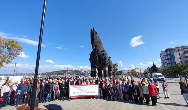 Çanakkale'de 1 Ekim Dünya Yaşlılar Günü kutlandı