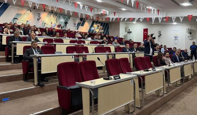 AKP’ye geçişin ardından Çiğli’de meclis toplanamadı