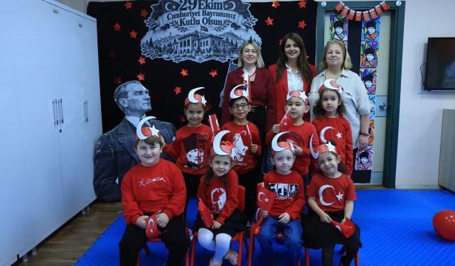 Cumhuriyet coşkusu miniklerin kalbinde yankılandı
