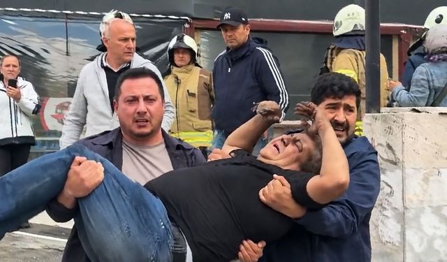 Kadıköy’de 8 katlı binada yangın: 14 kişi tahliye edildi