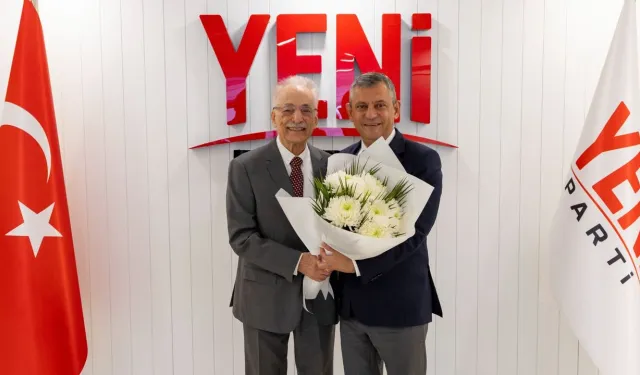 Karayalçın Yeni Parti'ye üye oldu