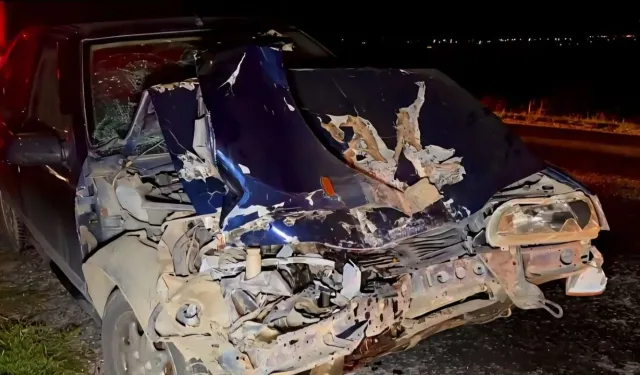 Afyonkarahisar’da otomobil patpata çarptı: 4 yaralı