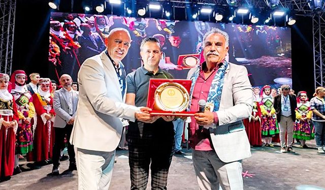 ‘Uca Dağlar’ İzmir’de Erzurum rüzgarı estirdi