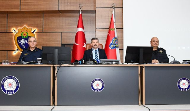 Uşak’ta asayiş ve güvenlik bilgilendirme toplantısı düzenlendi