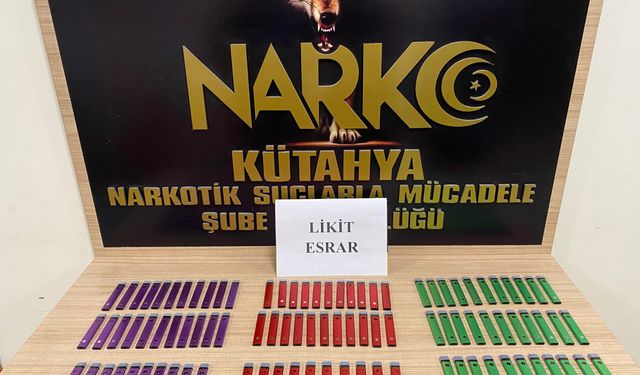 Kütahya’da otobüs yolcusu likit esrarla yakalandı