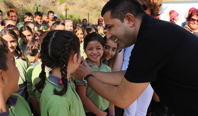 Kuşadası Belediyesi'nden çocuklara sağlıklı beslenme desteği