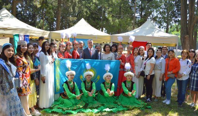 Ege Üniversitesi, Türk Dünyası ile eğitimde güçlü bağlar kuruyor