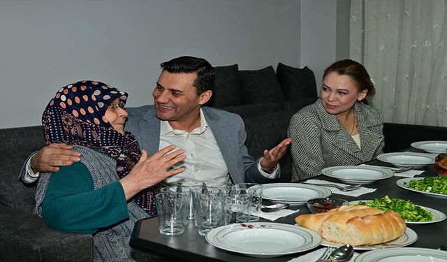 Manisa Büyükşehir Belediye Başkanı Zeyrek şehit ailesini unutmadı