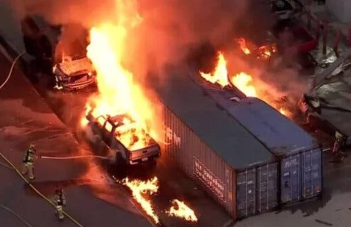 Los Angeles’ta helikopter kazası