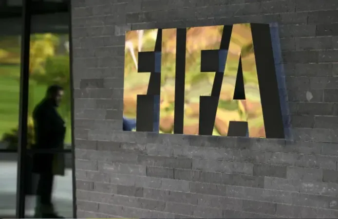 FIFA’dan 4 Türk kulübüne transfer yasağı!