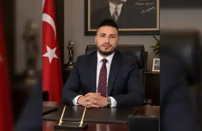 YENİ Parti Payas Kurucu İlçe Başkanı istifa etti