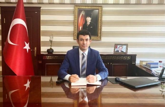 Vali yardımcısı hayatına son verdi