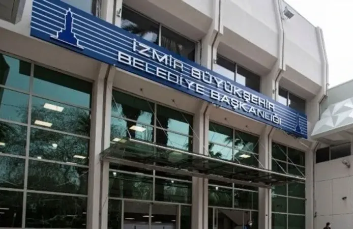 İzmir Büyükşehir Belediyesi’nde istifa trafiği sürüyor